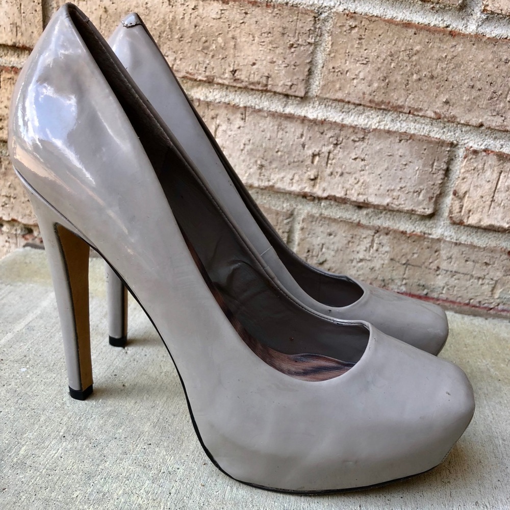 Grey Jessica Simpson pumps